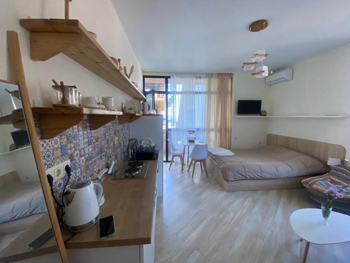 Cozy Studio In Family Inn 高尼奥 外观 照片